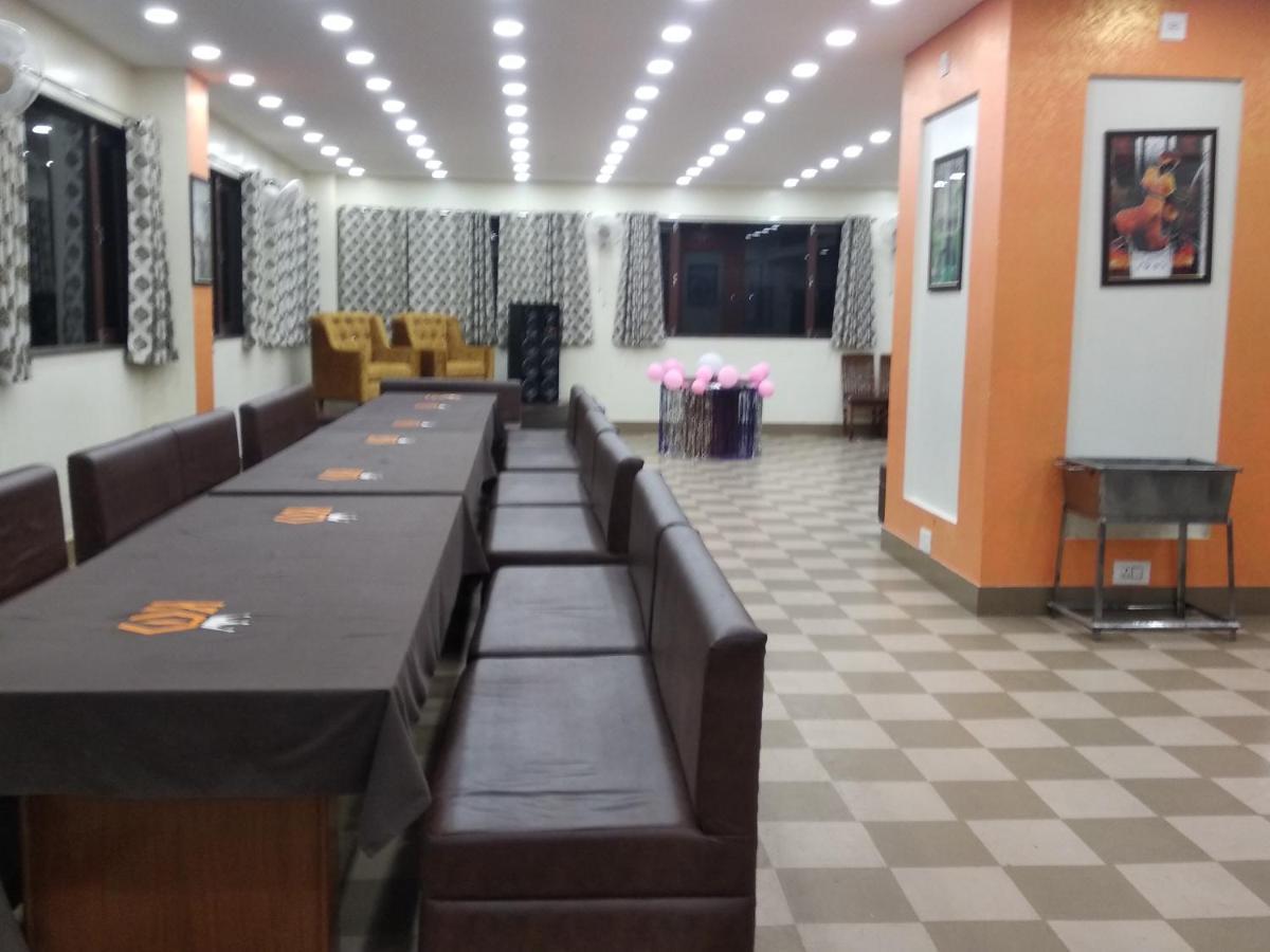 Hotel Kala Mandir Palace Bikaner Exteriör bild