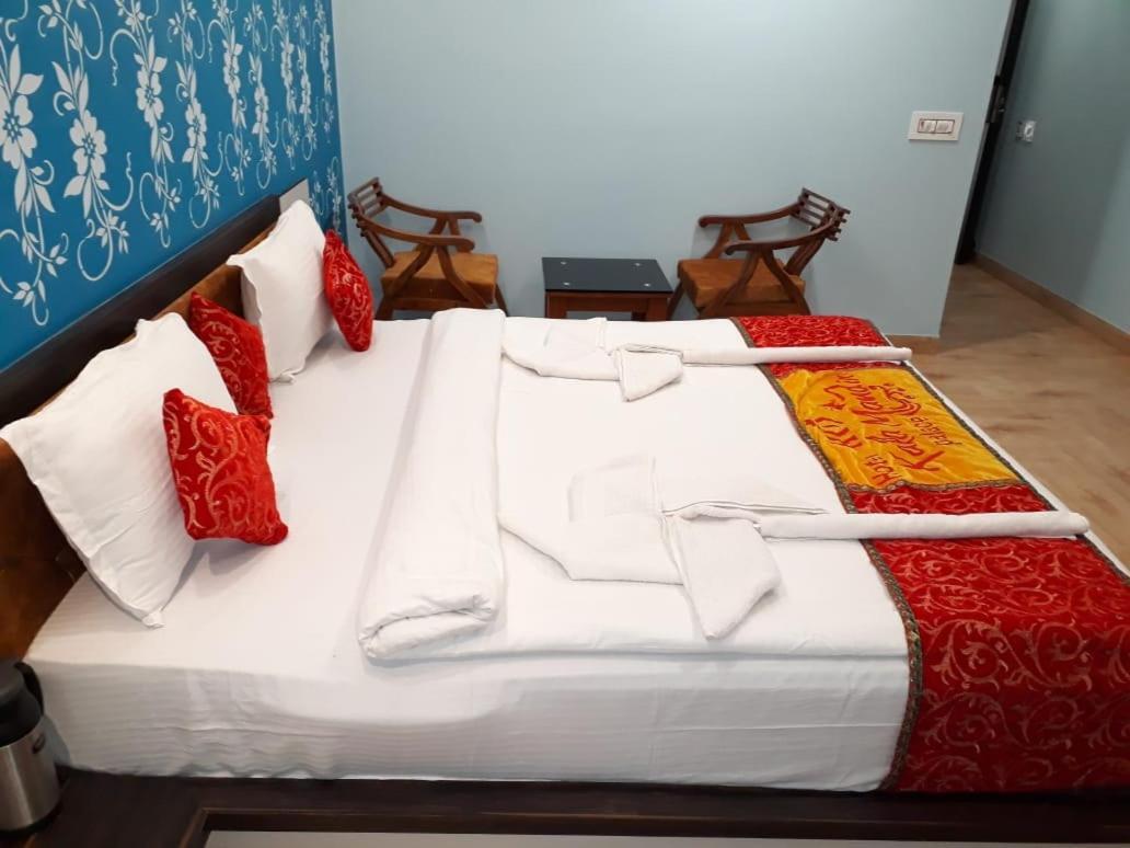 Hotel Kala Mandir Palace Bikaner Exteriör bild